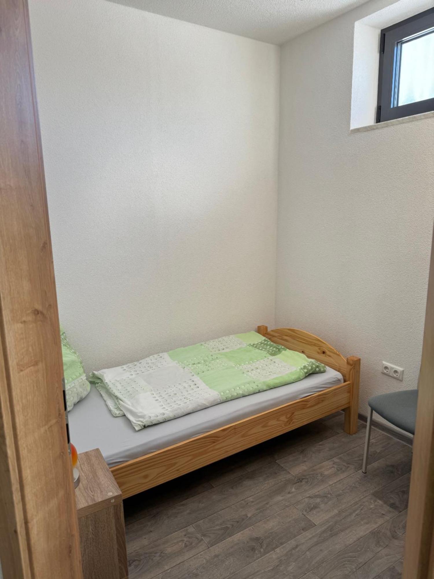 Ferienwohnung Zeitler Treuen Bagian luar foto
