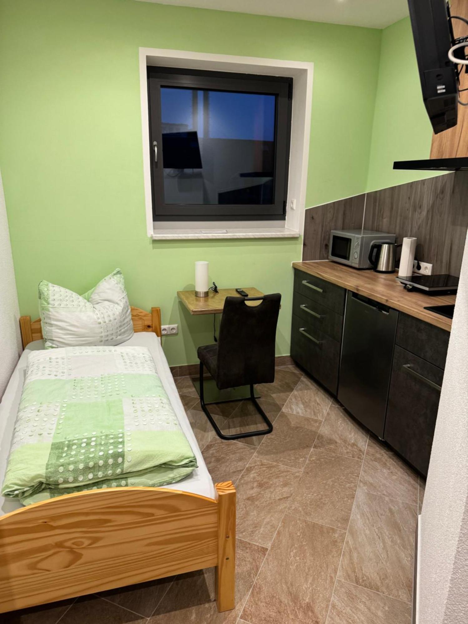 Ferienwohnung Zeitler Treuen Bagian luar foto